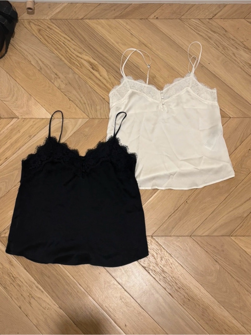 2x Abercrombie and Fitch satin camis